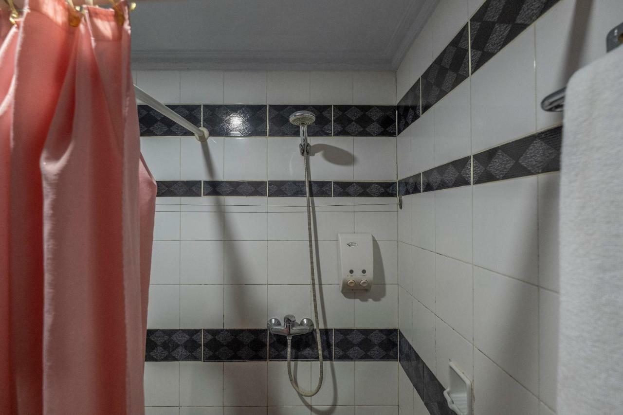 Oyo 628 Losari Metro Makassar Dış mekan fotoğraf